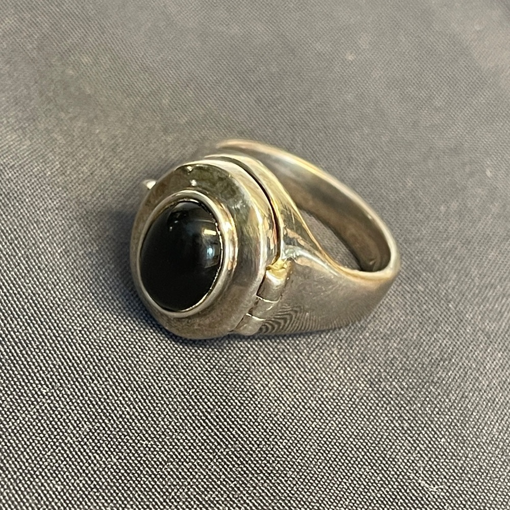Antique Onyx Locket Ring - size 7